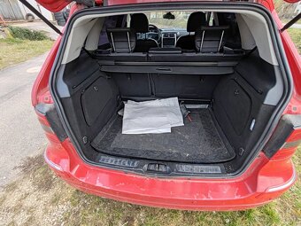 Mercedes Benz B - 9