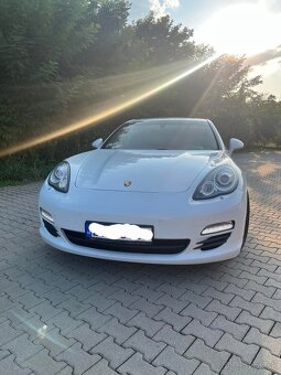 Porsche Panamera 3.0d - 9