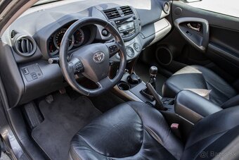 Toyota RAV4 2.2l D-4D 150 Lux - 9