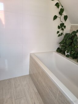Dlažba a obklad do kúpeľne - 9