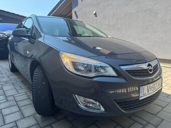 OPEL ASTRA ST, 1,4i, BENZÍN,MANUÁL,LEN 123 046 KM,6/2012, SK - 9