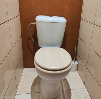 Vynovený 2 izbový bezbariérový byt v centre Fiľakova - 9