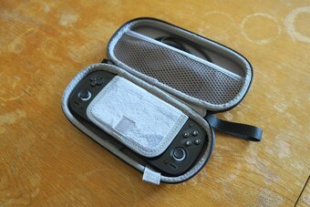 Herná konzola Retroid Pocket 5 + púzdro - 9