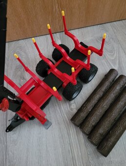 Prepravník dreva s nakladačom Bruder - 9