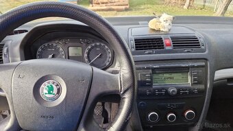 Škoda Octavia combi 1.6 lpg - 9