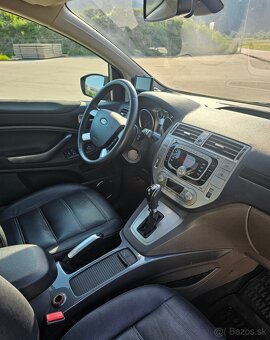 KUGA 2.0 TDCi TITANIUM PowerShift 4X4 - 9