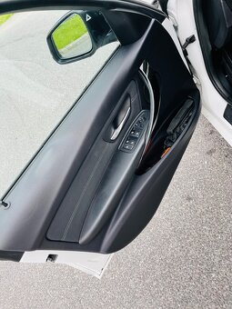 BMW 318d 110kw, automat 2016 - 9