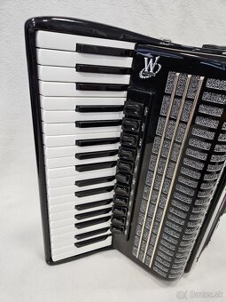 Akordeon weltmeister topas IV - 9