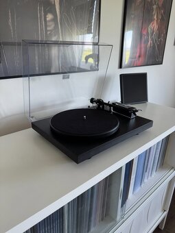 Pro-Ject Debut III DC + OM5E / Pro-Ject Phono Box E - 9
