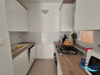 ☀NOVALJA (HR) - 2-izbový byt 45 m2 na prízemí so záhradou - 9