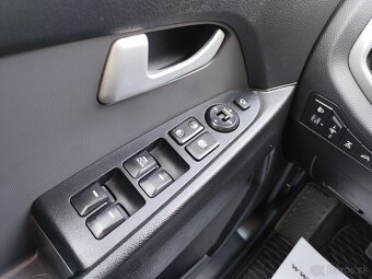 Kia Sportage 2.0 CRDi 184k 4WD Gold - 9