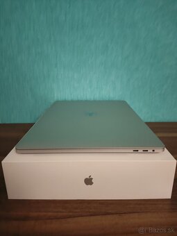Apple MacBook Pro 15 2017 – i7 / 16GB / 512GB - 9