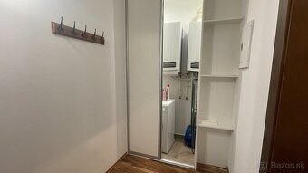 Priestranný 3-izbový byt 83,2 m² v centre Levíc na predaj - 9