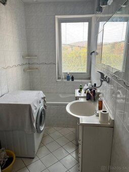 Veľkometrážny, trojizbovy byt s garážou v Čachticiach - 9