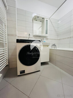 Reality KOMPLEX s.r.o., Vám ponúka na predaj 3-izbový byt v  - 9