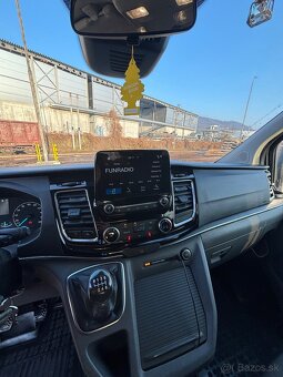 Ford Turneo custom - 9