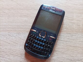 Nokia C3-00 - 9