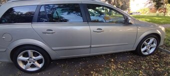 Opel astra h - 9