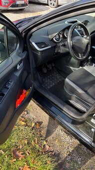 Peugeot 207 5P 1.4 E 2009 - 9