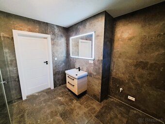 SKOLAUDOVANÁ NOVOSTAVBA-4i RD Brezina - 9