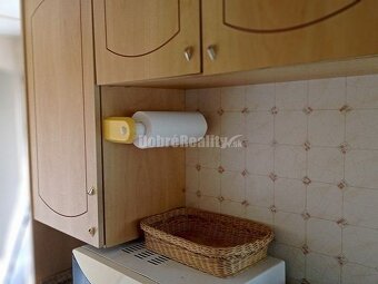 Parádny pozemok s mobilným domom na predaj - 9