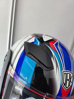 Predám motorkarskú prilbu - 9