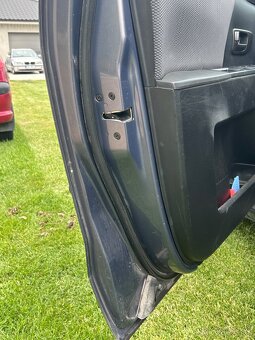 Predam Mazda 5 7miestne 2,0 diesel - 9
