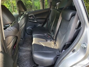 TOYOTA RAV4 2.0 Valvematic 116 kW, CVT automat 4x4 - 9