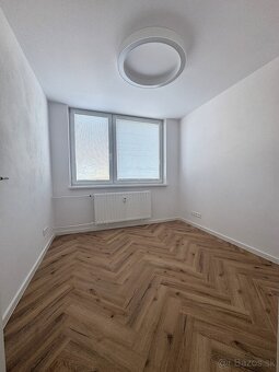 KOŠICE - KRÁSNY 4IZBOVY BYT - KOMPLETNÁ REKONŠTRUKCIA,LOGGIA - 9