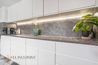 ALL INCLUSIVE | NA PREDAJ LUXUSNÝ RODINNÝ DOM , VEĽKÝ MEDER - 9