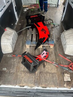 Príslušenstvo pre stavebné stroje - 9