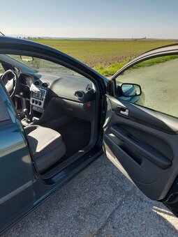Ford Focus 1,6 benzín - 9