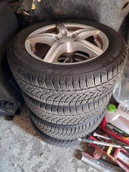 ŠKODA RAPID 1.2 TSI 63KW,2015,96.800KM,NEZ. TOPENÍ,TAŽNÉ - 9