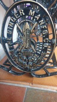 Predam stolik singer. - 9