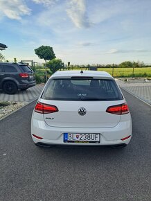Predám Volkswagen Golf VII facelift - 9