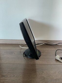 Monitor Samsung - 9