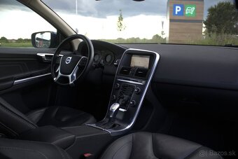 Volvo XC60 D4 AWD Ocean Race Geartronic - 9