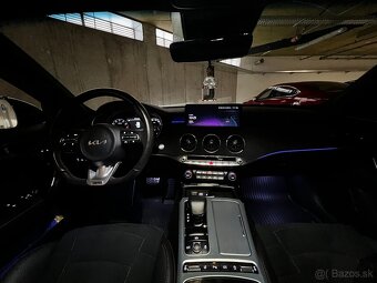 Kia Stinger 3.3l 272KW 4X4 - 9