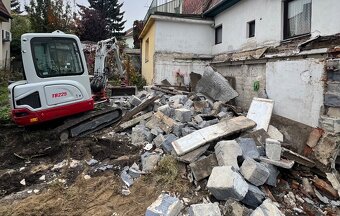 Výkopové, zemné a búracie práce s minibagrom - 9