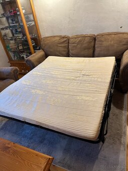 Gauč a hojdacie kreslo - 9