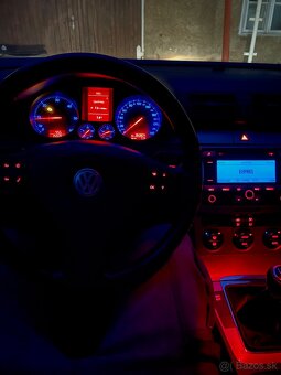 Volkswagen Passat B6 - 9