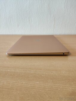 MacBook Air 2020 | i5 • 8GB • 512GB SSD - 9