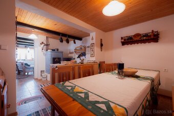 Na predaj: Chalupa / Rodinný dom v Malom Borovom – pokoj, pr - 9