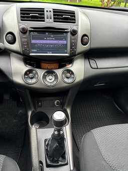 Toyota RAV4 2.2l D-4D 150 Sol - 9