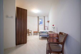 PRENÁJOM 4 izbový byt 120 m2 - Mikulášska, Staré Mesto, BA - 9