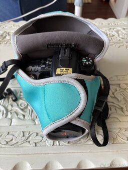 Sony A580 DSLR + 3 objektívy + batoh a ďalšie príslušenstvo - 9
