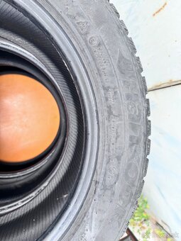 Zimné pneumatiky 235/55R17 Hankook 6,5mm - 9