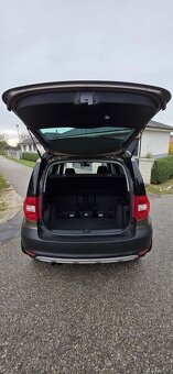 Škoda Yeti 1.8 TSI 4x4 MT6 130 000 km NOVÁ STK - 9