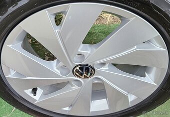 Nové, originálne hliníkové disky VW - 5x112 r17 - 9