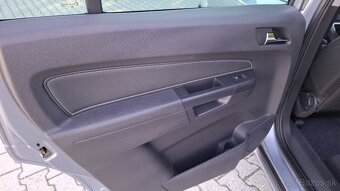 Opel zafira 1.8 benzin .7.miestna - 9